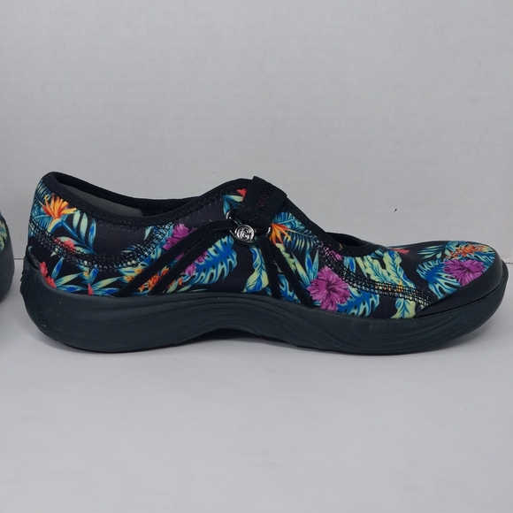 Bzees Tempo Womens size 9.5 M Tropical Floral Mary Jane Slip on Fabric Sneakers - Picture 12 of 14